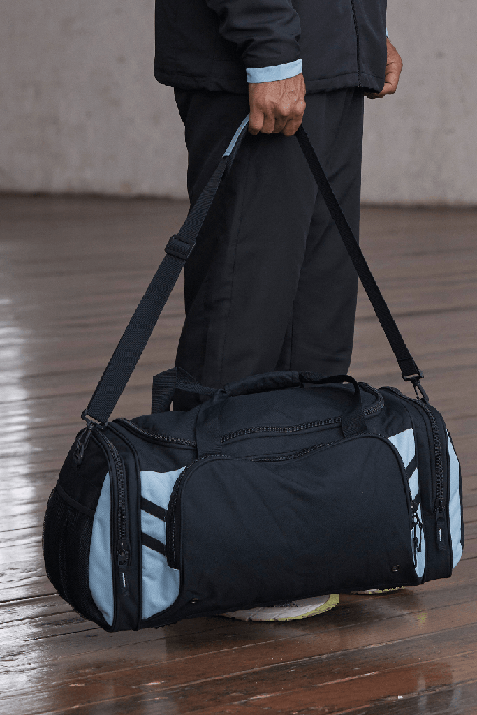 4001 - TASMAN SPORTS BAG